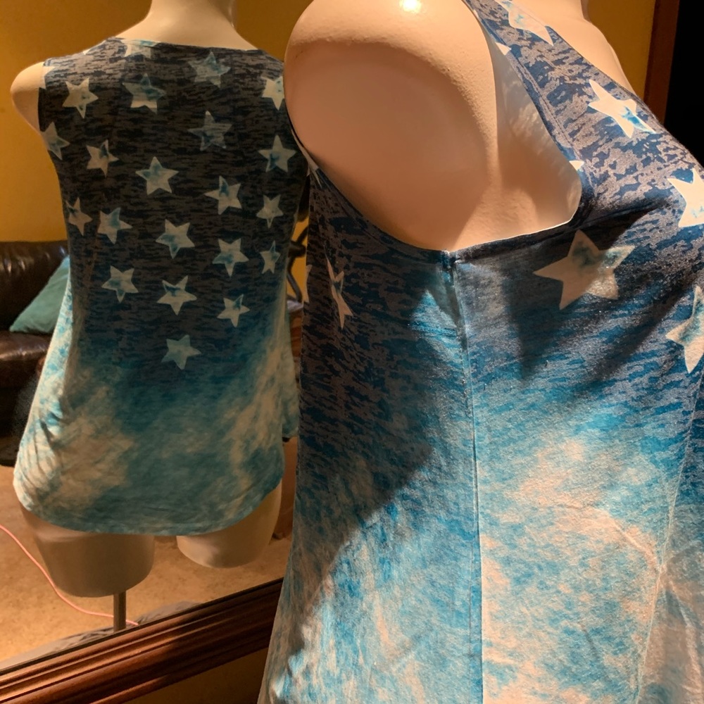 Style & Co Tank - Picture 2 of 4